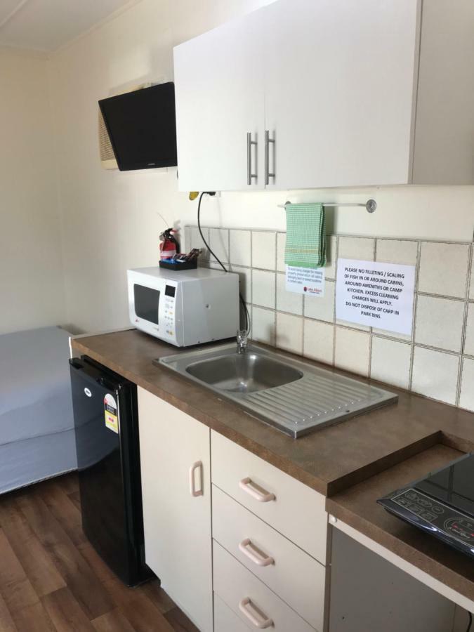 Lake Albert Caravan Park Hotel Meningie Exterior foto